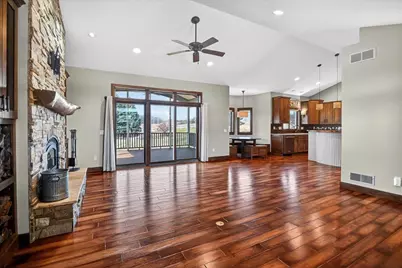 3168 Castleton Crossing, Sun Prairie, WI 53590 - Photo 5