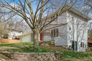 2917 Prairie Rd, Madison, WI 53719 - Photo 3