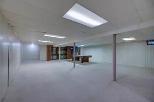 2213 E Huebbe Pkwy, Beloit, WI 53511 - Photo 27