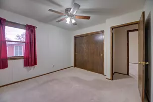 2213 E Huebbe Pkwy, Beloit, WI 53511 - Photo 21