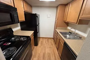 1718 Onsgard Rd, Madison, WI 53704 - Photo 3