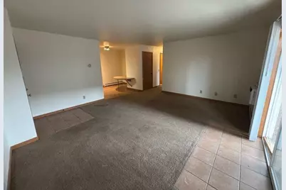 1718 Onsgard Road, Madison, WI 53704 - Photo 5