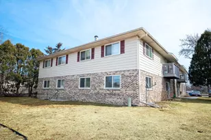 1718 Onsgard Rd, Madison, WI 53704 - Photo 17