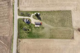 18442 W County Road C, Janesville, WI 53536 - Photo 65