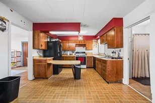 18442 W County Road C, Janesville, WI 53536 - Photo 9