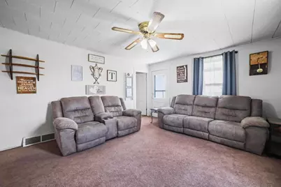 18442 W County Road C, Janesville, WI 53536 - Photo 17