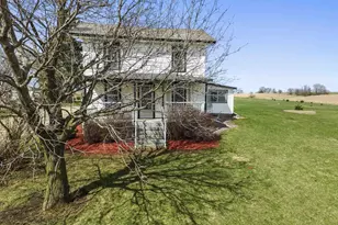 18442 W County Road C, Janesville, WI 53536 - Photo 39