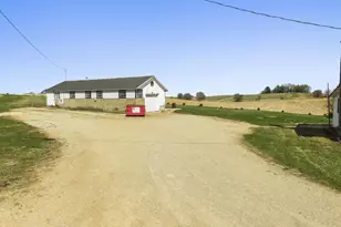 18442 W County Road C, Janesville, WI 53536 - Photo 55