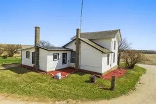 18442 W County Road C, Janesville, WI 53536 - Photo 41