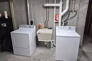 1828 N Claremont Dr, Janesville, WI 53545 - Photo 33