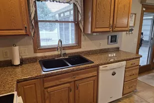 1828 N Claremont Dr, Janesville, WI 53545 - Photo 13