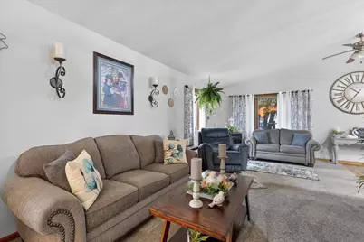 3636 W Rockport Road, Janesville, WI 53548 - Photo 11