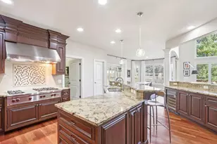 9706 Sandhill Rd, Middleton, WI 53562 - Photo 11