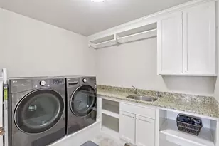 9706 Sandhill Rd, Middleton, WI 53562 - Photo 29