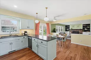 126 Merryturn Rd, Madison, WI 53714 - Photo 9