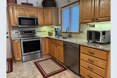 2070 Cobblestone Court, Beloit, WI 53511 - Photo 11