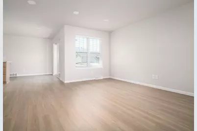 488 New Hampton Drive, Oregon, WI 53575 - Photo 3