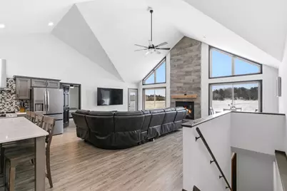 3622 13th Avenue, Wisconsin Dells, WI 53965 - Photo 5