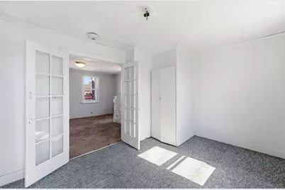 411 E Division Street, Watertown, WI 53094 - Photo 9