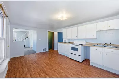 411 E Division Street, Watertown, WI 53094 - Photo 5