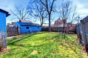 411 E Division St, Watertown, WI 53094 - Photo 21