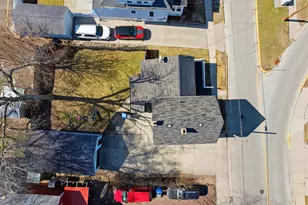 411 E Division St, Watertown, WI 53094 - Photo 23