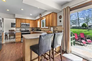 533 Shady Wood Way, Madison, WI 53714 - Photo 11