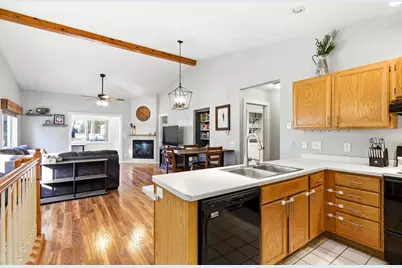 735 Athletic Way, Sun Prairie, WI 53590 - Photo 5