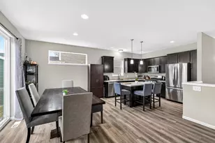 6136 Ragan St, Madison, WI 53718 - Photo 9