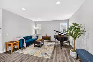 6136 Ragan St, Madison, WI 53718 - Photo 7