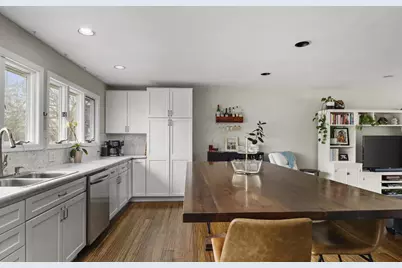 6305 Jacobs Way, Madison, WI 53711 - Photo 9