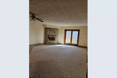 2 Maple Wood Lane #27, Madison, WI 53704 - Photo 7