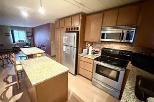 2051 Allen Blvd, Middleton, WI 53562 - Photo 3