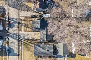 870 Waverly Pl, Green Bay, WI 54304 - Photo 9