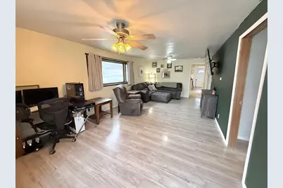 2127 Rockport Road, Janesville, WI 53548 - Photo 3