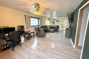 2127 Rockport Rd, Janesville, WI 53548 - Photo 3