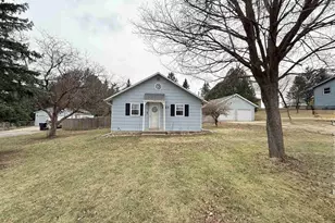 2127 Rockport Rd, Janesville, WI 53548 - Photo 21