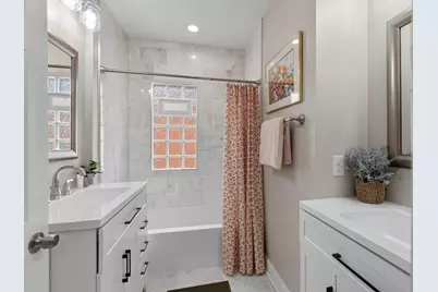 5001 N Bay Ridge Avenue, Whitefish Bay, WI 53217 - Photo 17