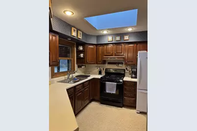 413 Colby Court, Janesville, WI 53546 - Photo 7