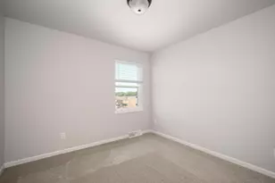 475 Savannah Dr, Oregon, WI 53575 - Photo 13