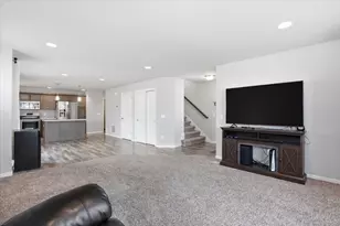 1406 Thoreau Dr, Sun Prairie, WI 53590 - Photo 7