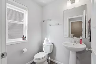 1406 Thoreau Dr, Sun Prairie, WI 53590 - Photo 29