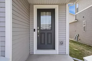 1406 Thoreau Dr, Sun Prairie, WI 53590 - Photo 33