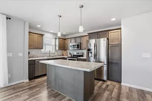 1406 Thoreau Dr, Sun Prairie, WI 53590 - Photo 11