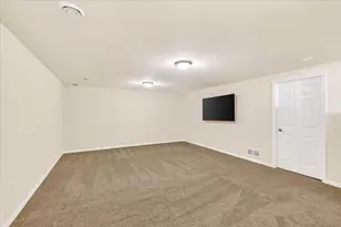 901 Blue Mounds St, Mount Horeb, WI 53572 - Photo 33