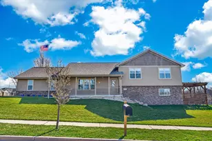 901 Blue Mounds St, Mount Horeb, WI 53572 - Photo 43