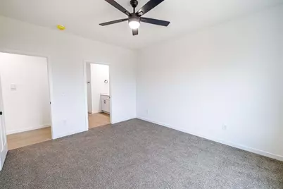 105 W 2nd Street, Friesland, WI 53935 - Photo 5