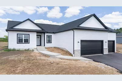 105 W 2nd Street, Friesland, WI 53935 - Photo 3