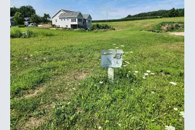 85 Savannah Parkway, Deerfield, WI 53531 - Photo 1