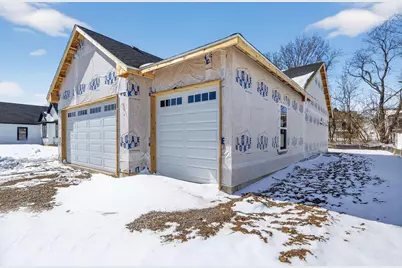 4255 Huntinghorne Drive, Janesville, WI 53546 - Photo 3